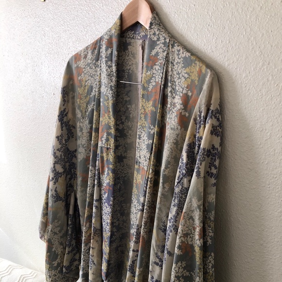 Vintage Other - Vintage Kimono Robe